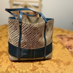 Coach tote blue and khaki color used